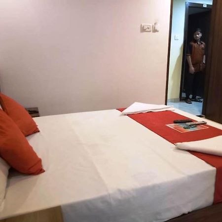 Sai Deep Lodging Navi Mumbai Exteriör bild