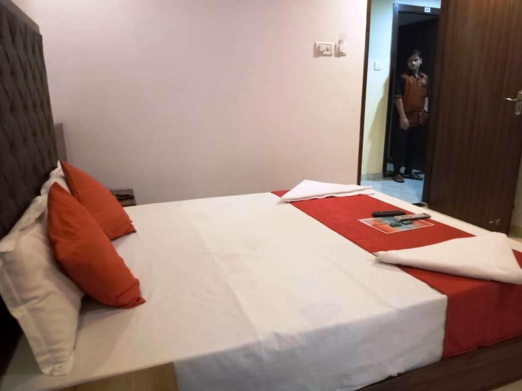 Sai Deep Lodging Navi Mumbai Exteriör bild